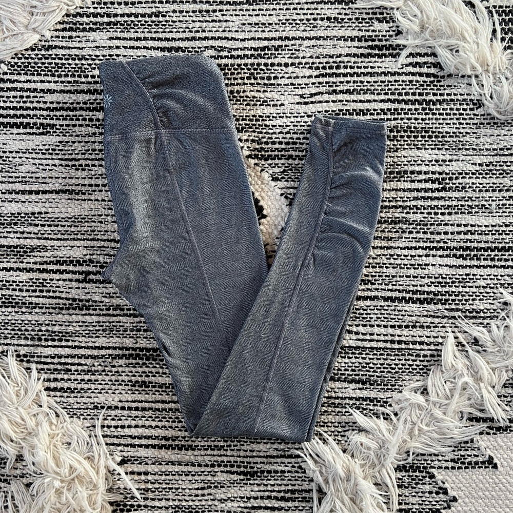 Athleta Leggings. Size XXS like new.